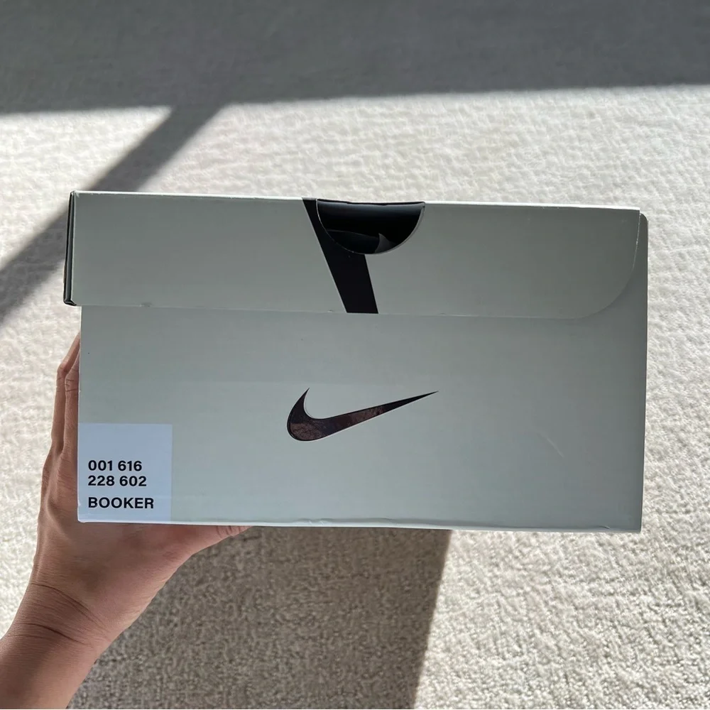 Nike Book 1 